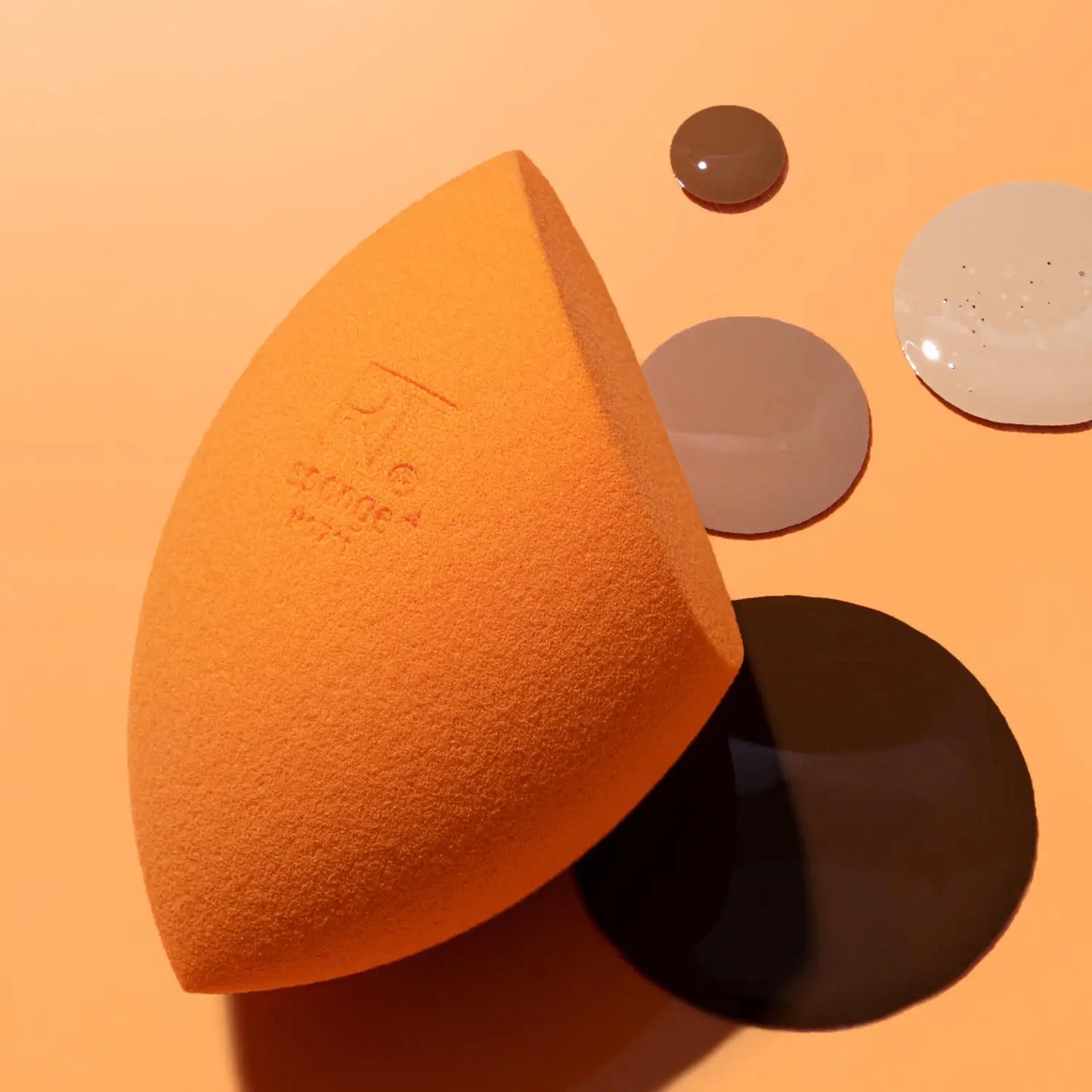 REAL TECHNIQUES | MIRACLE COMPLEXION SPONGE AND CASE