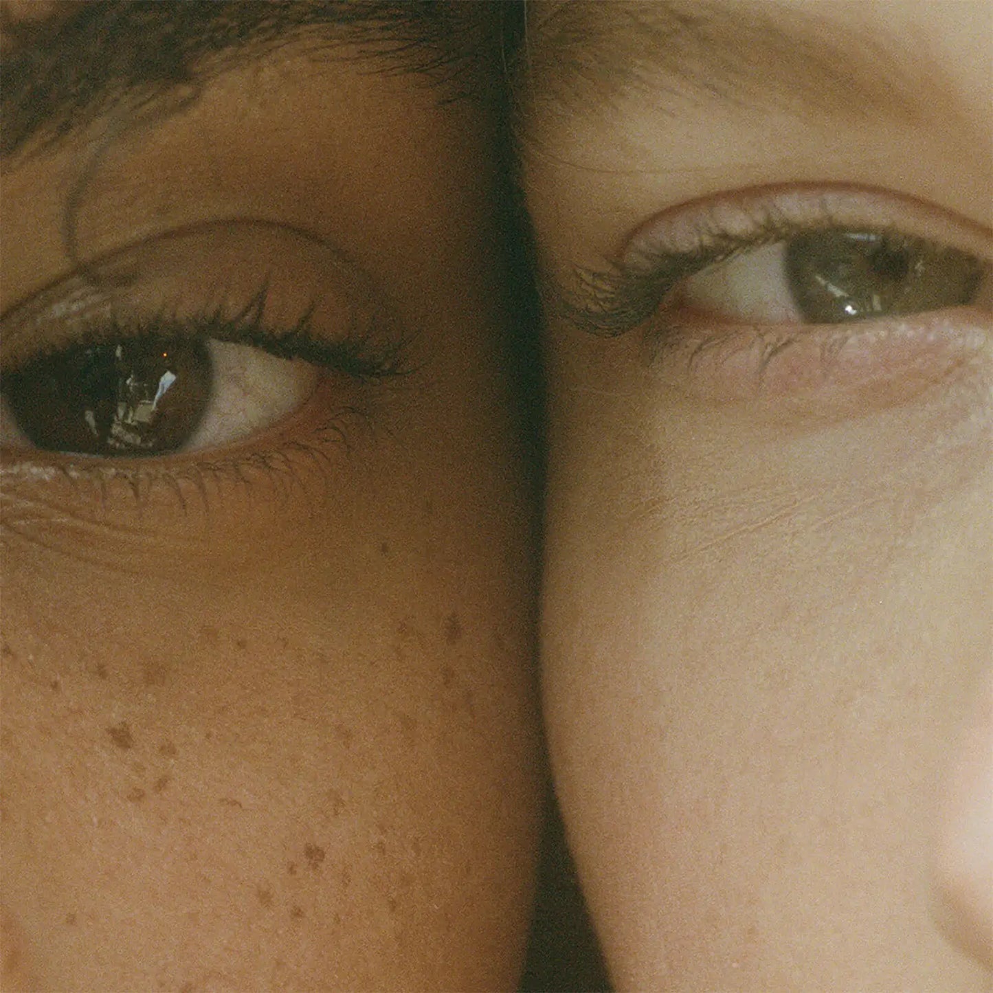 SUMMER FRIDAYS | JET LAG MASK