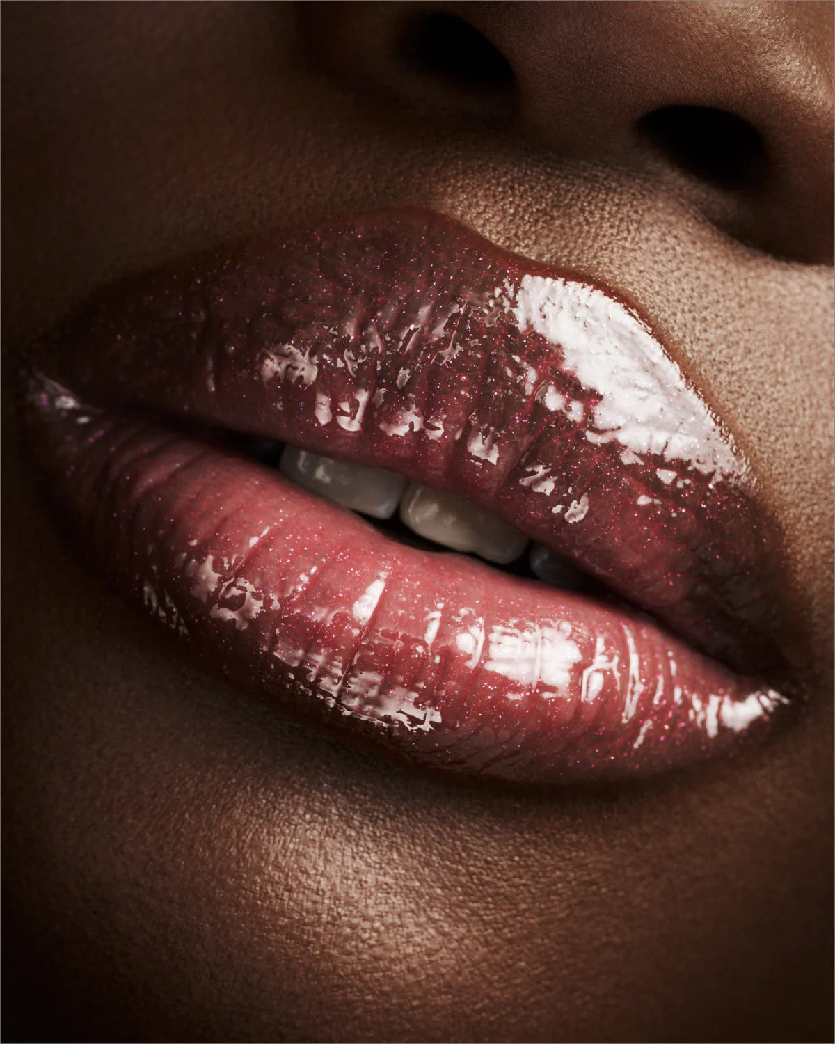 FENTY BEAUTY | GLOSS BOMB UNIVERSAL LIP LUMINIZER