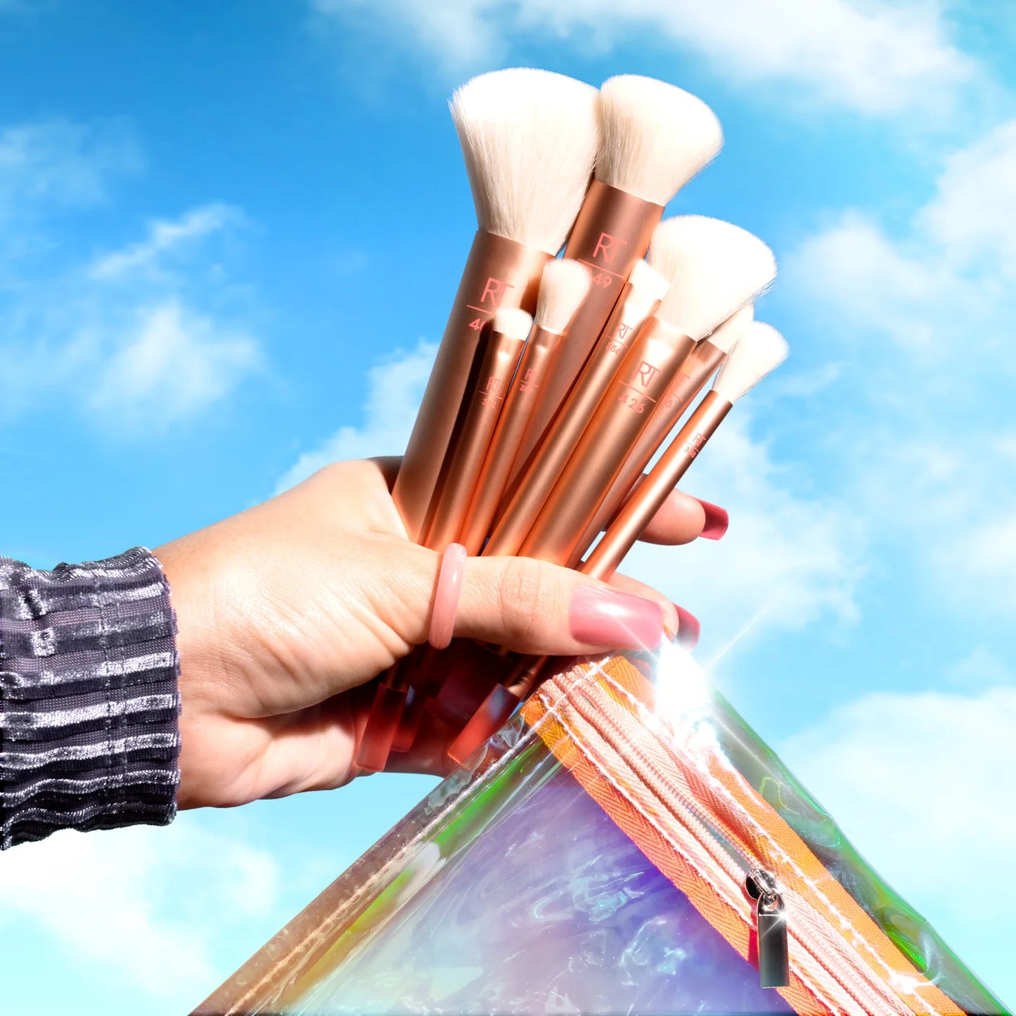 REAL TECHNIQUES | THE WANDERER MAKEUP BRUSH SET