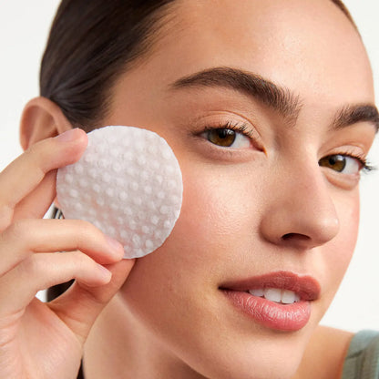 FIRST AID BEAUTY | FACIAL RADIANCE PADS WITH GLYCOLIC AND LACTIC ACIDS