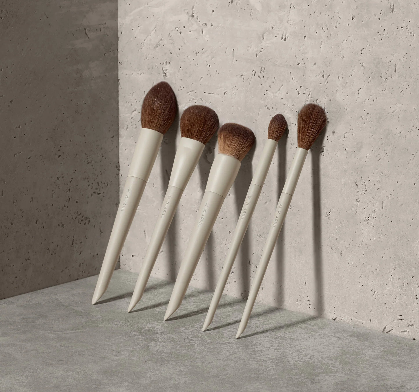 MORPHE | MORPHE X ARIEL SIGNATURE FACE 5-PIECE FACE BRUSH