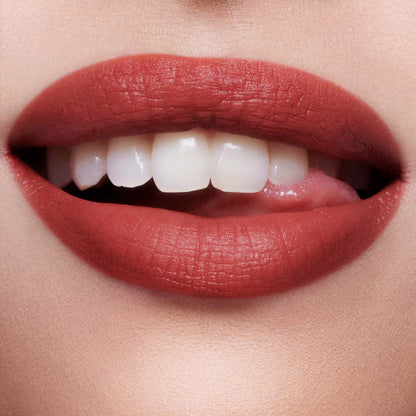 CHARLOTTE TILBURY | AIRBRUSH FLAWLESS LIP BLUR